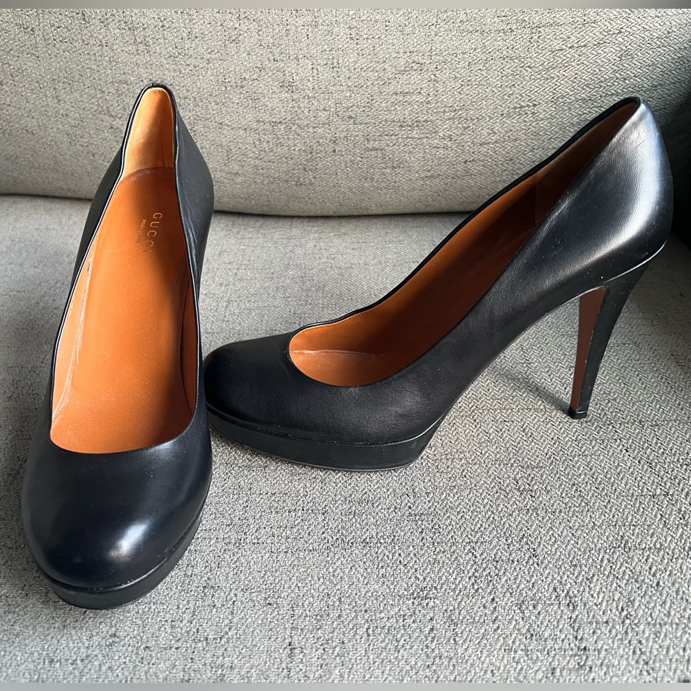 Gucci Nappa leather Charlotte round toe platform pumps
